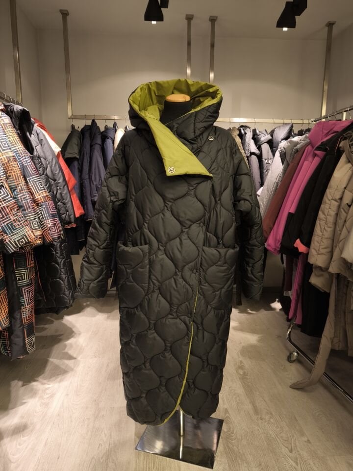 BiBi 133 İÇİ YEŞİL DIŞI SİYAH KAPİTONELİ OVERSIZE MONT KABAN