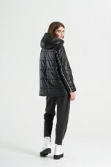 BiBi 2338k Beyaz Şerit Detaylı Siyah Kısa Mont