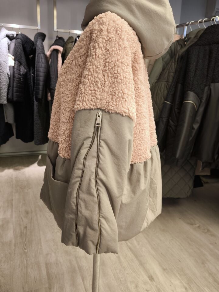 BiBi 2574 Pembe Teddy Kumaşlı Kısa Kadın Mont