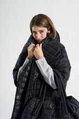 BiBi 2066 Kapüşonlu, Siyah Yarım Kollu Yelek Mont