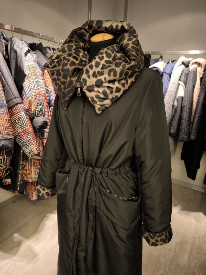 BiBi 2528 İçi Leoparlı Beli Büzgülü Siyah Kadın Kaban