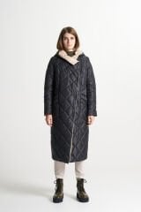 BiBi 2222 Baklava Kapitoneli İçi Bej Dışı Siyah Mont