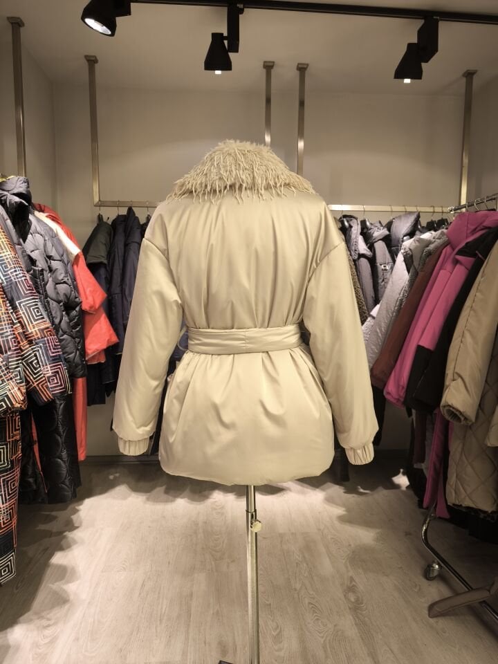 BiBi 2520 Yakası Kürklü Bej Kısa Mont