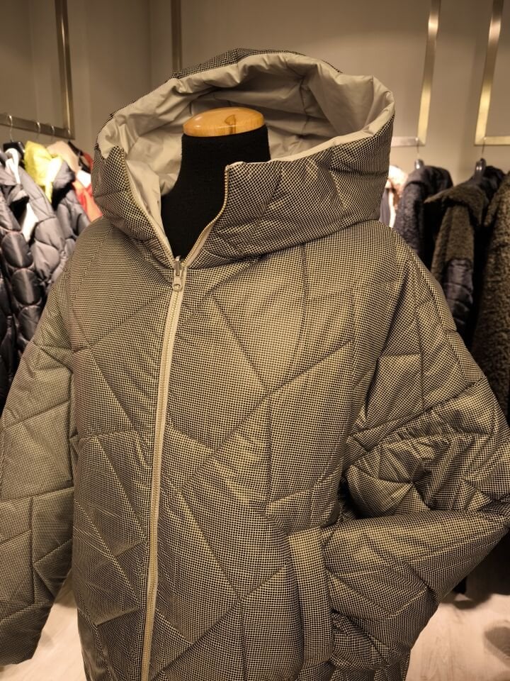 BiBi 2424 Geometrik Kapitoneli Gri Kadın Mont