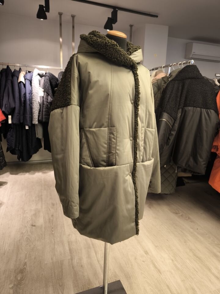 BiBi 2568 Teddy Kumaş Detaylı Orta Boy Mont