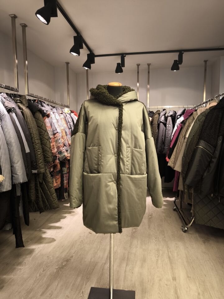 BiBi 2568 Teddy Kumaş Detaylı Orta Boy Mont