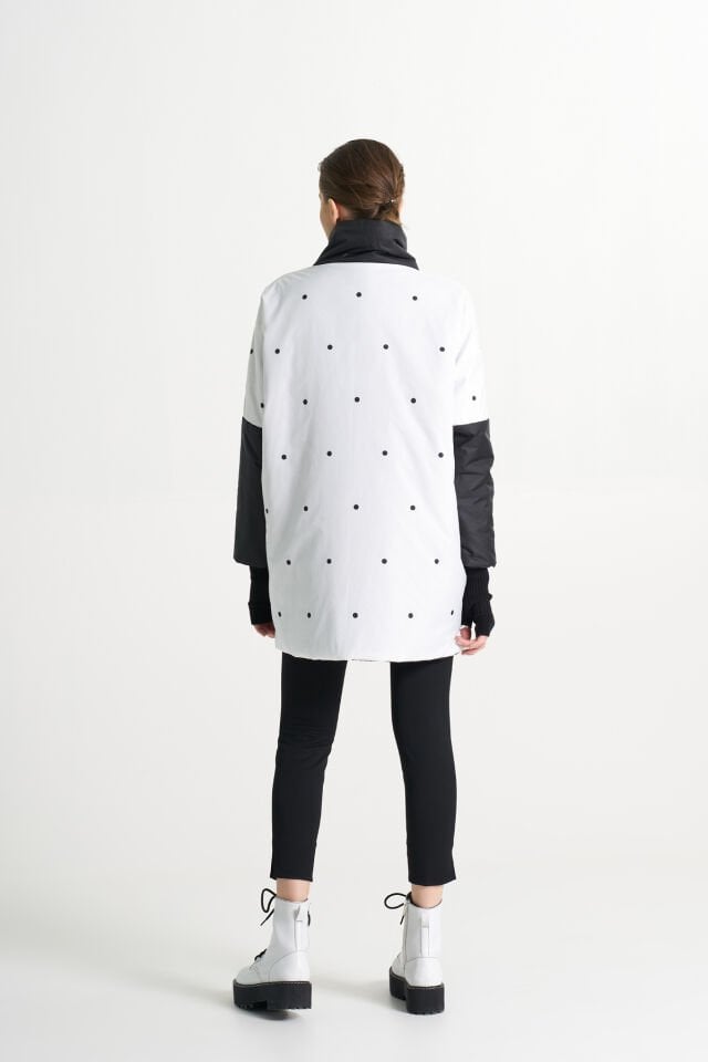 BiBi 2086 Puantiye Desenli Beyaz Kadın Mevsimlik Ceket