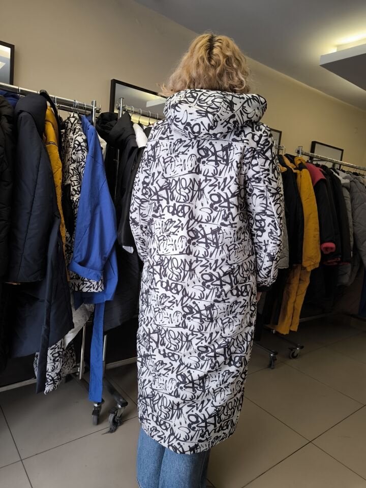 BiBi 2438 Siyah Beyaz Desenli Uzun Mont