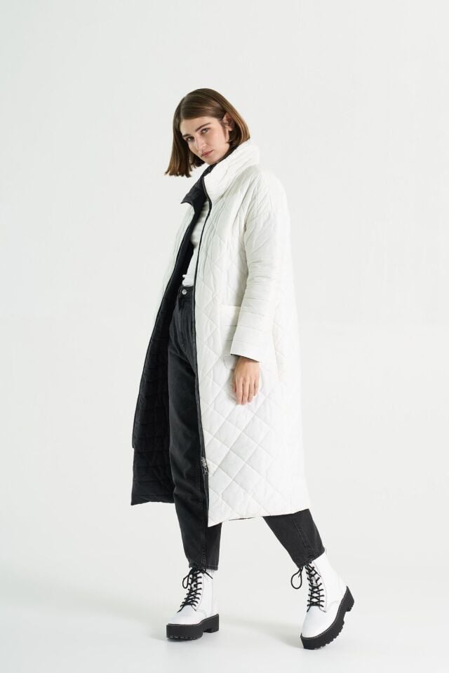 BiBi 2052u Siyah-Beyaz Çift Taraflı Kadın Uzun Mont