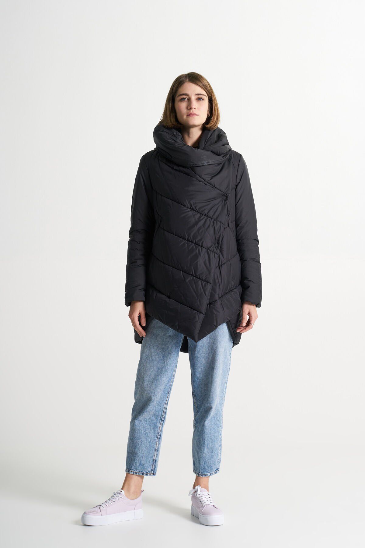 BiBi 2140 Asimetrik Kesim Detaylı Siyah Kadın Mont