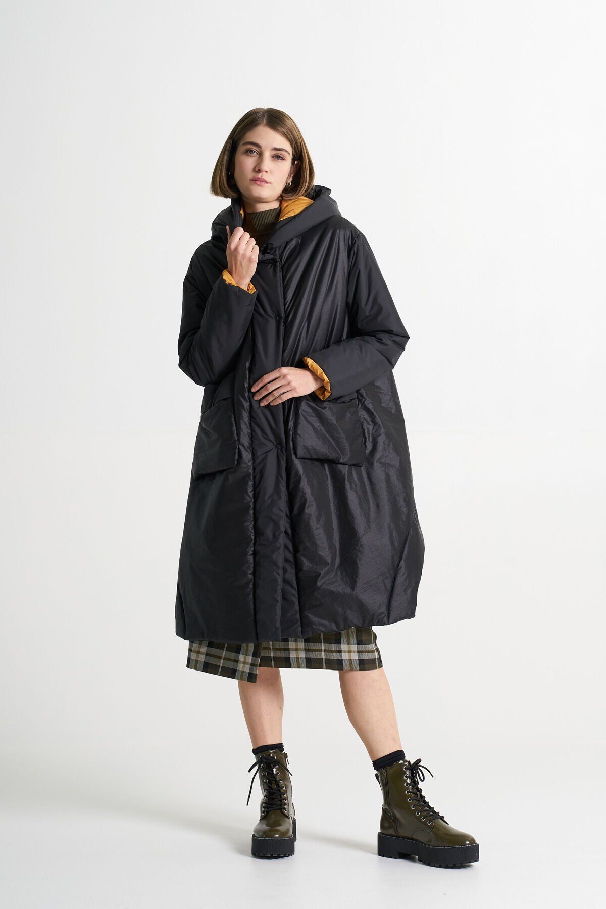 BiBi 2358 Eteği Asimetri Detaylı Siyah Kadın Mont