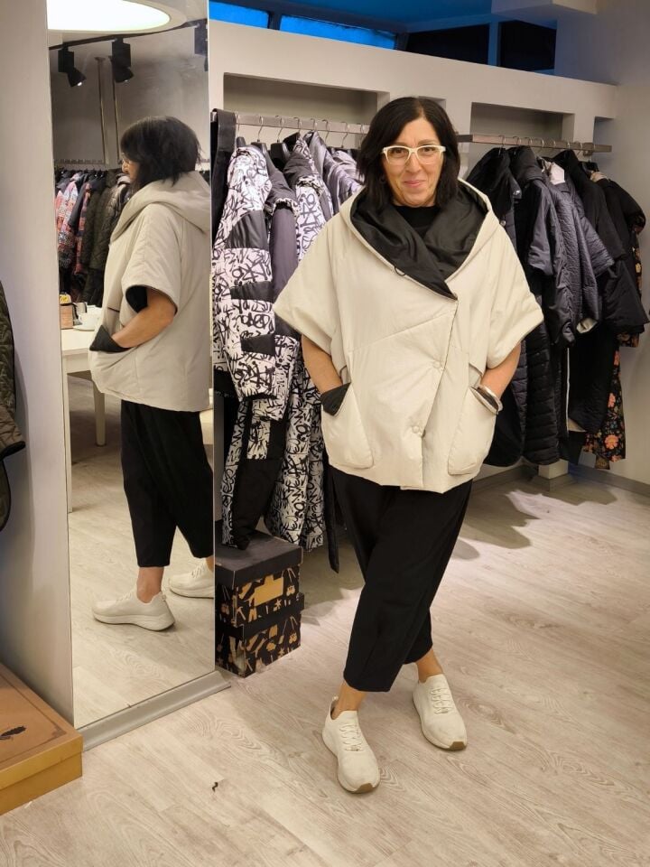 BiBi 124 ÇIKARILABİLİR KOLLU KISA KADIN MONT