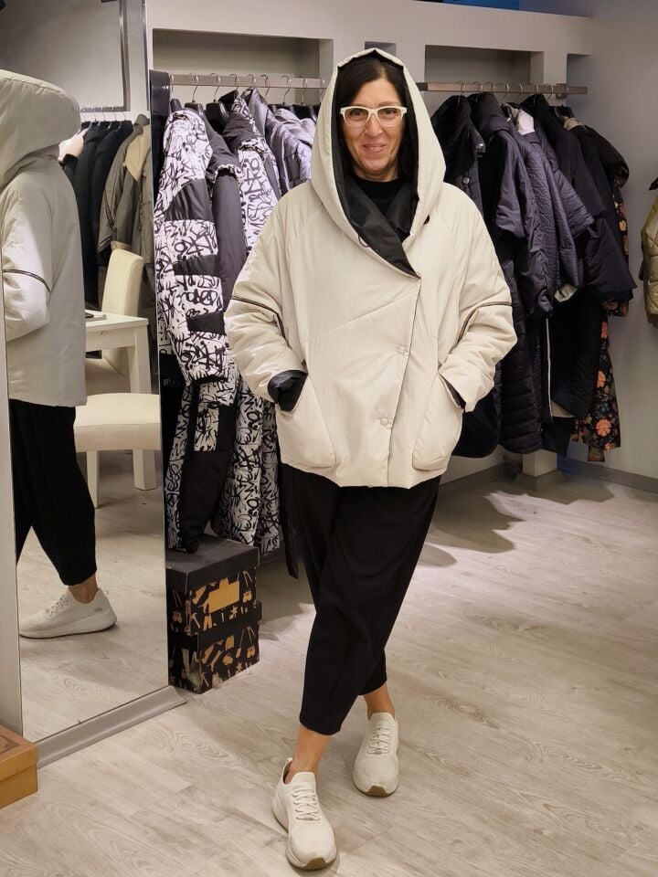 BiBi 2442 ÇIKARILABİLİR KOLLU KISA KADIN MONT