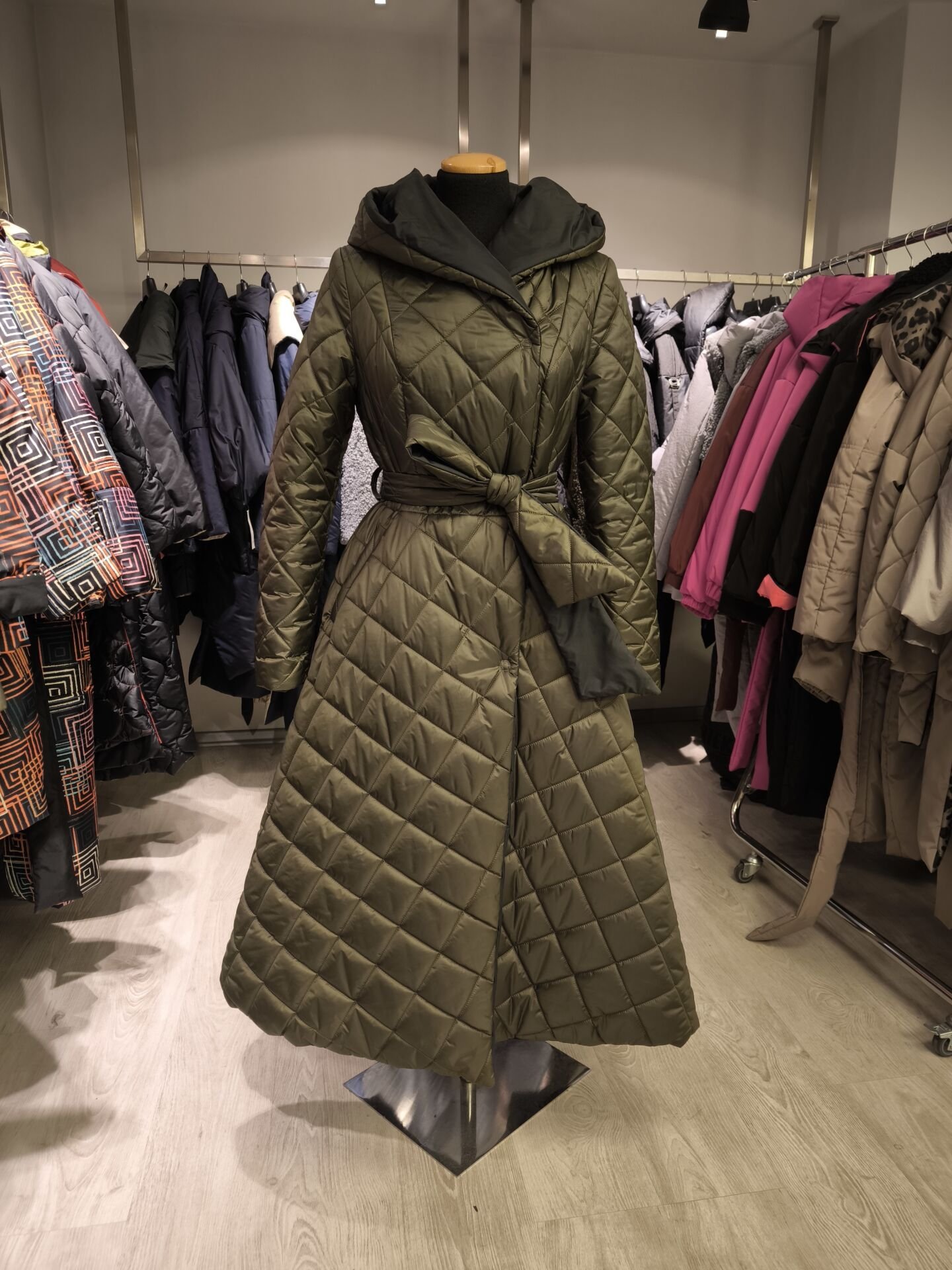 BiBi 126 KLOŞ ETEKLİ UZUN HAKİ MONT