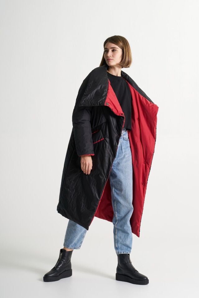 BiBi 2348 Kırmızı İç Detaylı Siyah Uzun Kadın Mont