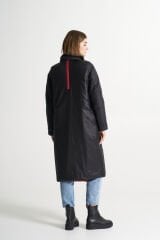 BiBi 2348 Kırmızı İç Detaylı Siyah Uzun Kadın Mont