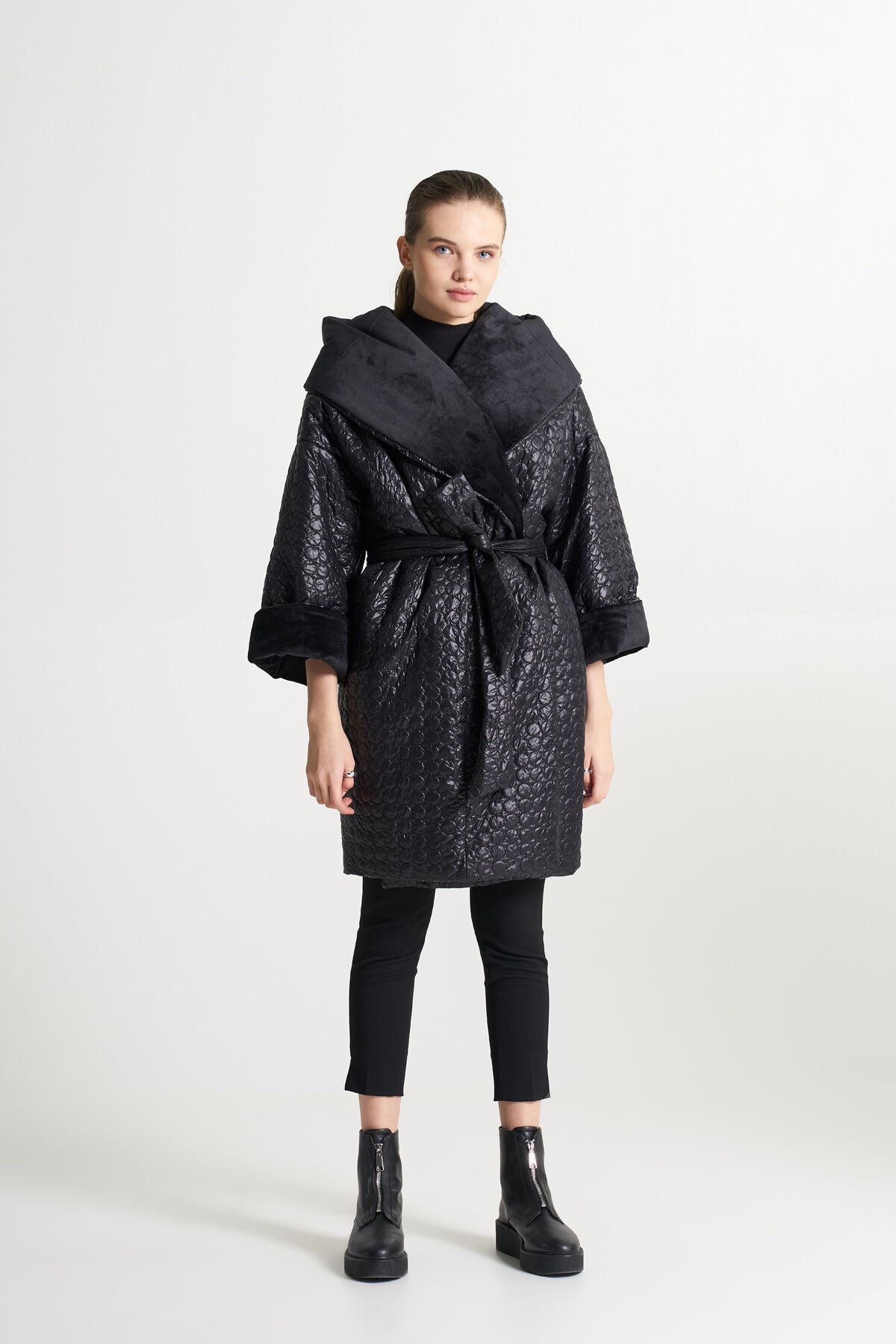 BiBi 2310 Kadife Detaylı Şal Yakalı Mevsimlik Kadın Ceket