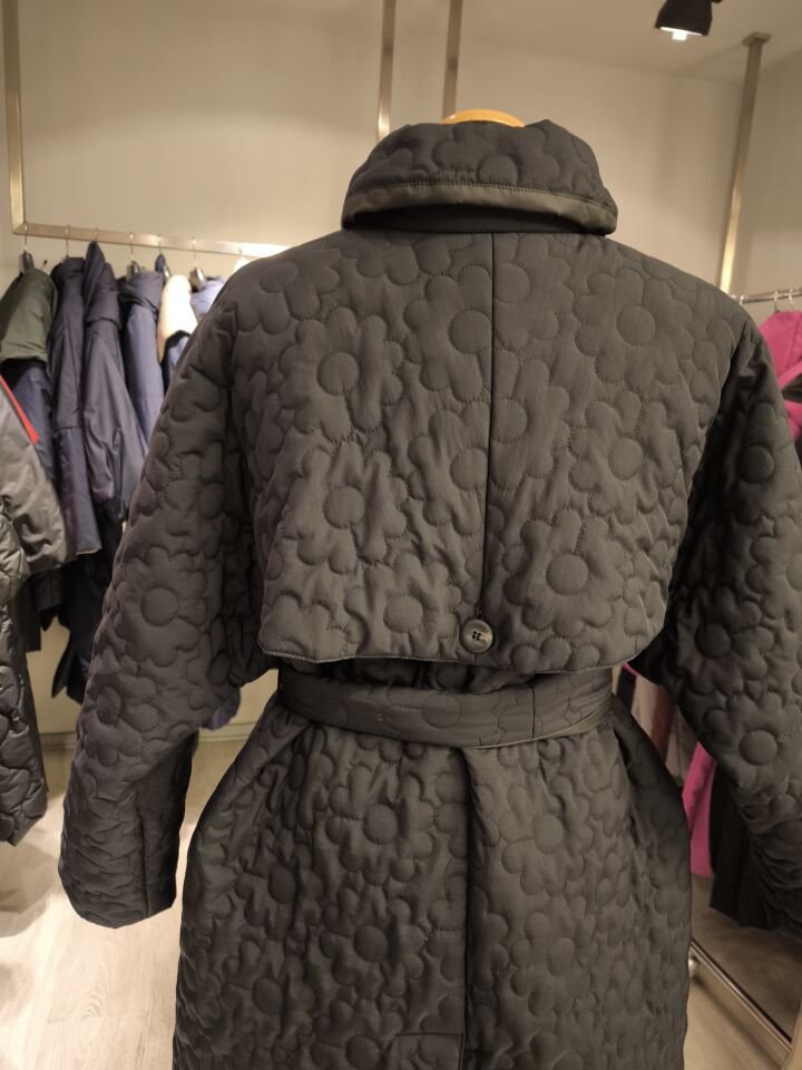 BiBi 2580 ÇİÇEK KAPİTONELİ SİYAH TRENÇKOT MANTO